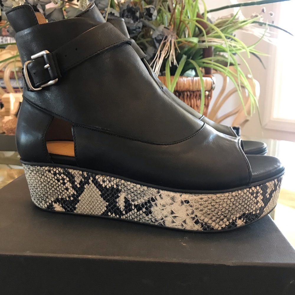 Thakoon Addition Leather Platform Booties SZ 37